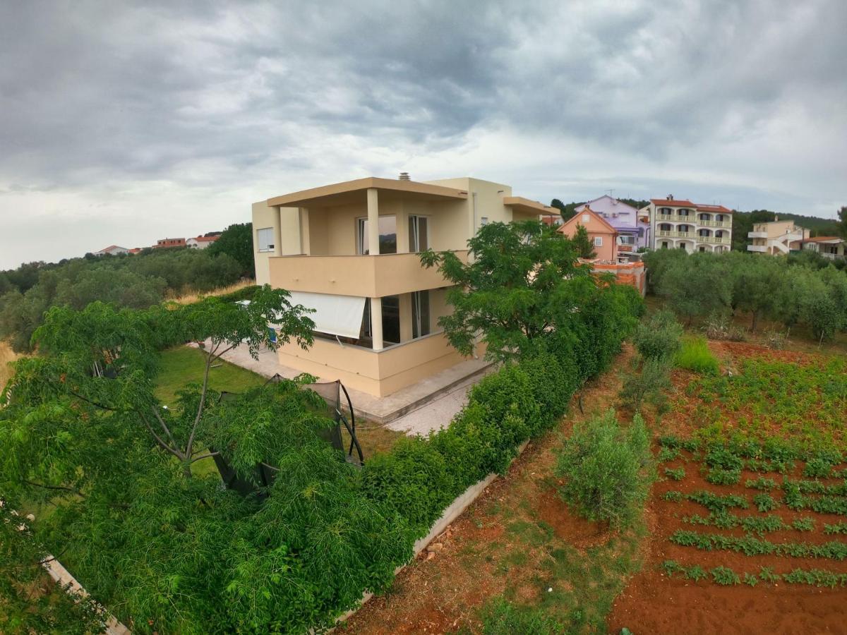 Apartments Martina Bibinje Buitenkant foto