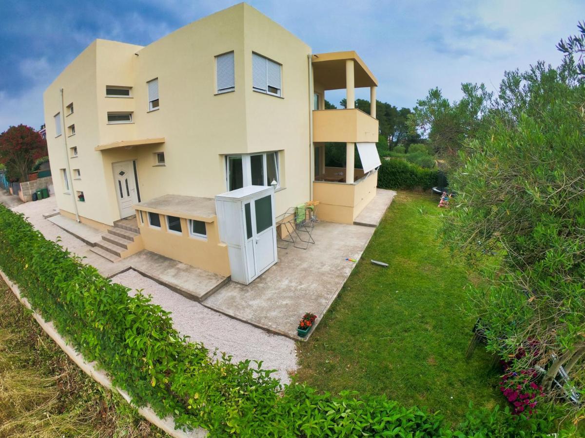Apartments Martina Bibinje Buitenkant foto