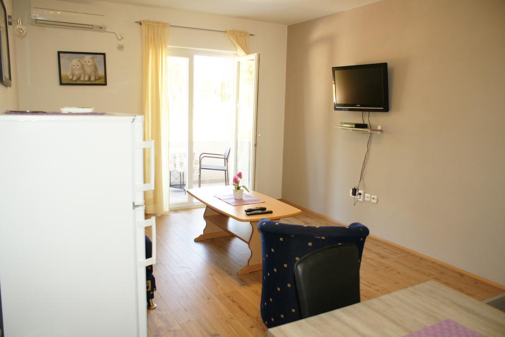Apartments Martina Bibinje Buitenkant foto